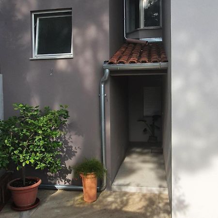 Apartman Tika Apartment Pula Exterior foto