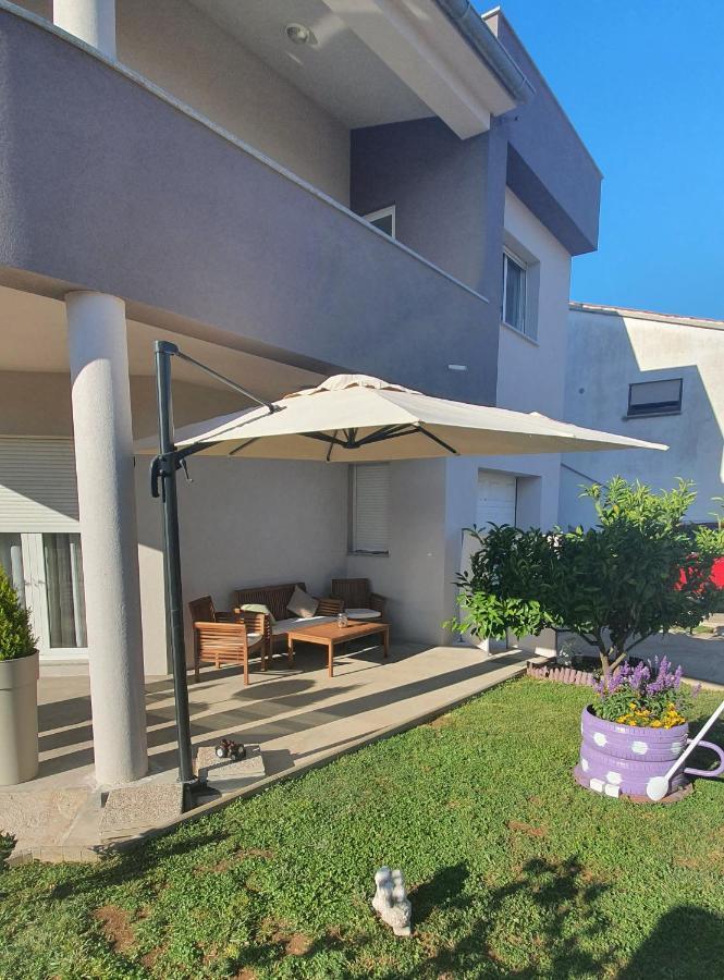 Apartman Tika Pula Exterior foto